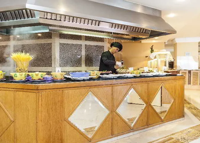 מלון Allsun Sumba 4*